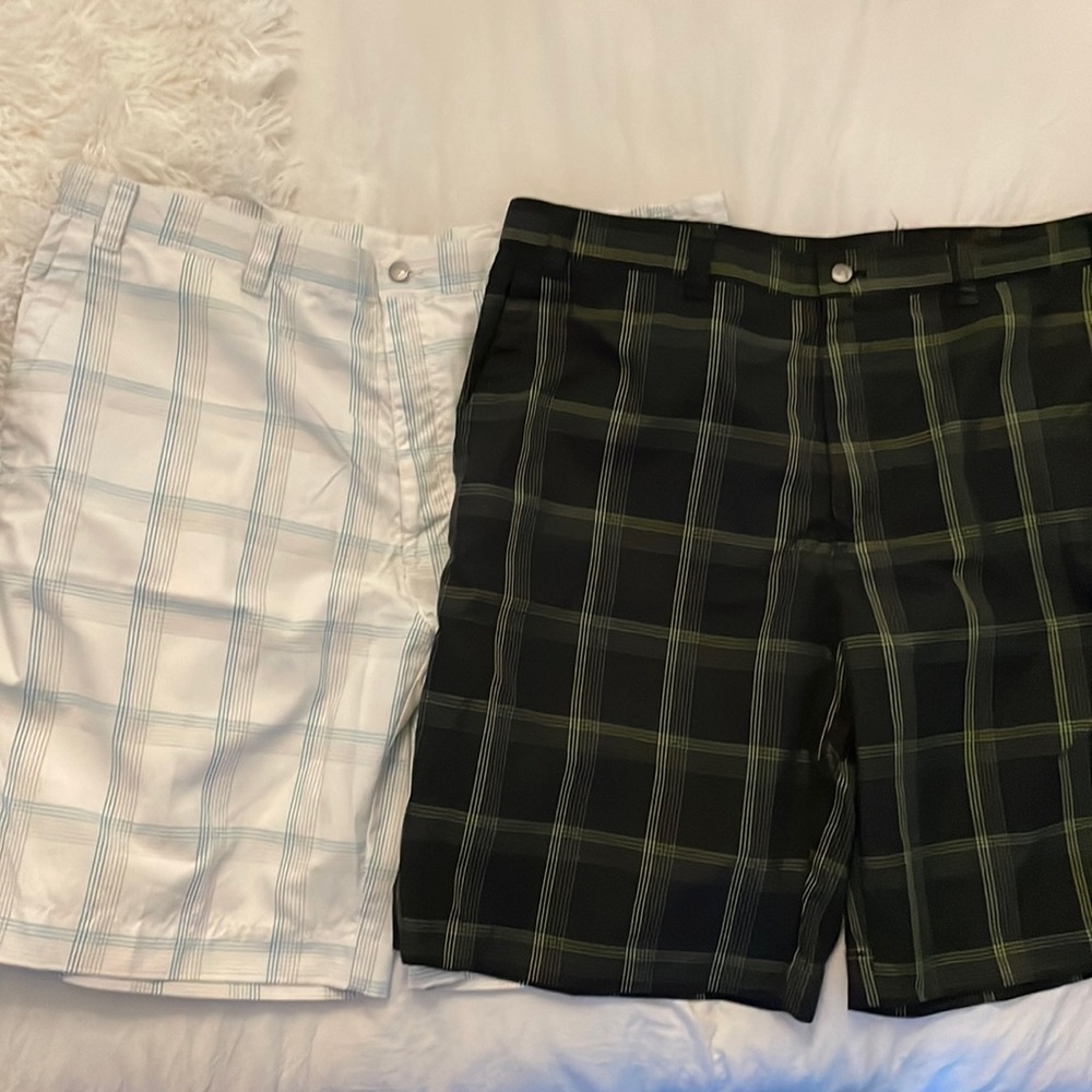 Lot of 2 callaway golf shorts mens size 40 2 pairs callaway shorts size 40